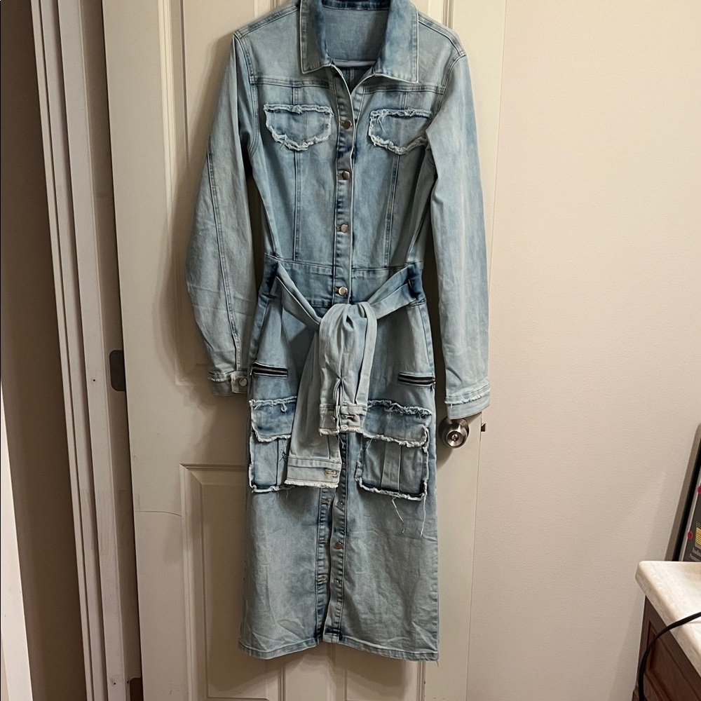 Akira Light Wash Denim Button-Front Maxi Dress or Coat Waist Tie size L - Picture 5 of 10